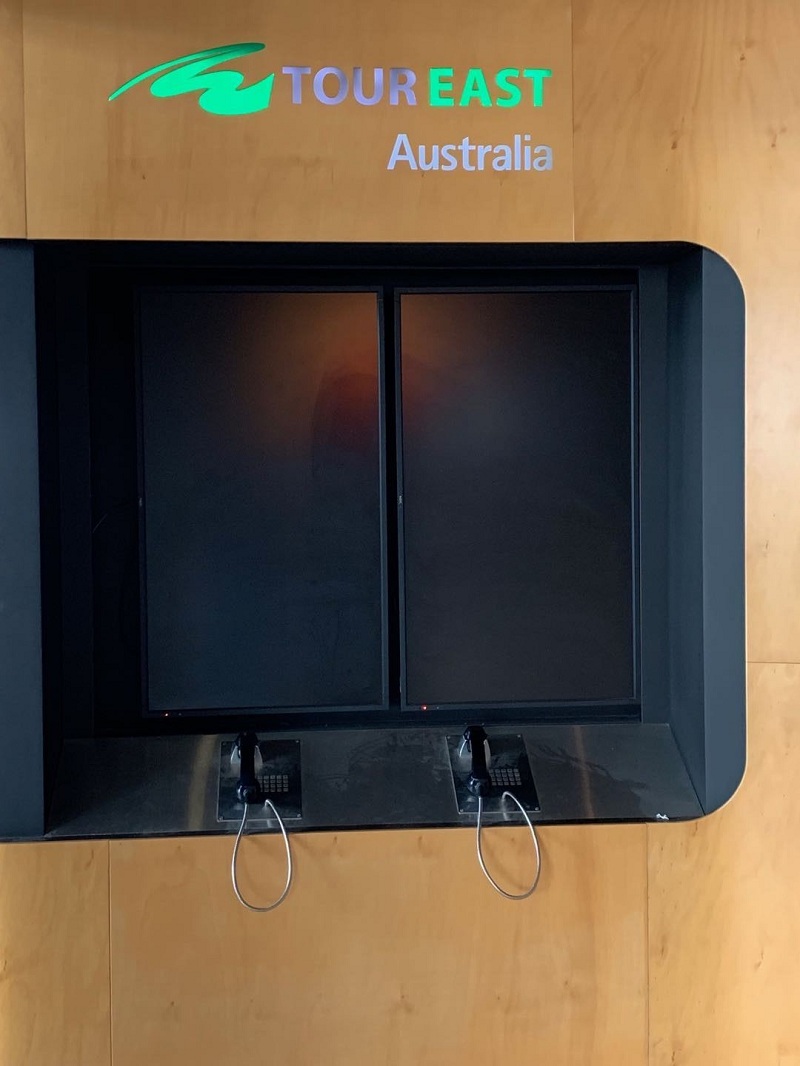 sydney airport public telephone